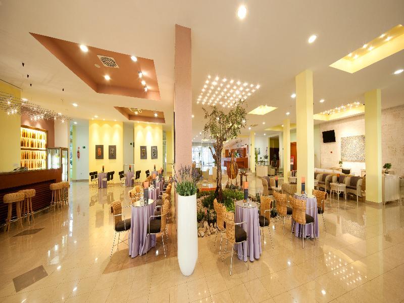 Aurora Plava Laguna Hotel 4*